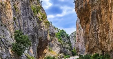 سفر به پارک ملی کاپوکایا ترکیه؛ تجربه طبیعت سرد و خوش‌هوای کوهستانی در نزدیکی شهر