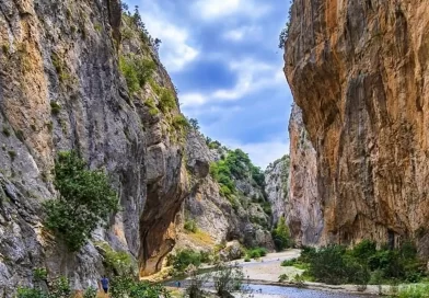 سفر به پارک ملی کاپوکایا ترکیه؛ تجربه طبیعت سرد و خوش‌هوای کوهستانی در نزدیکی شهر
