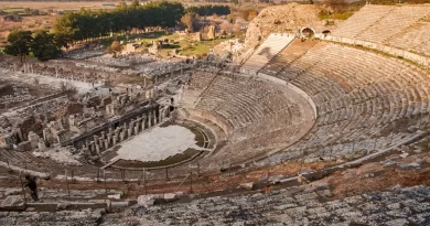 چرا افسوس یکی از مهم‌ترین شهرهای تاریخی ترکیه و اروپا شناخته می‌شود؟